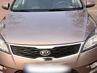 Gebraucht Kia Ceed 109 PS (80 kW) 2010 Andere farben Kleinwagen