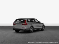 Gebraucht Volvo V60 Plus 257 PS (189 kW) 2024 Vapour grey metallic Kombi