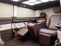 Gebraucht Mercedes V300 237 PS (174 kW) 2024 Schwarz Van / Kleinbus