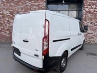 Gebraucht Ford Transit Custom 105 PS (77 kW) 2018 Weiß Van / Kleinbus