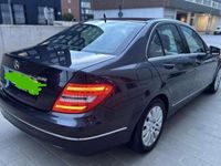 Gebraucht Mercedes C180 156 PS (114 kW) 2011 Schwarz Limousine
