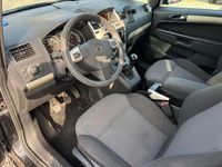 Gebraucht Opel Zafira 140 PS (102 kW) 2008 Schwarz Van / Kleinbus