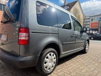 Usata VW Caddy 102 CV (75 kW) 2011 Grigio Monovolume