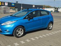 Gebraucht Ford Fiesta Titanium 95 PS (69 kW) 2011 Blau Limousine