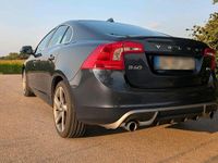 Gebraucht Volvo S60 R-Design 163 PS (119 kW) 2013 Blau Limousine