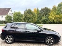 Gebraucht VW Golf VIII Active 150 PS (110 kW) 2023 Schwarz Limousine