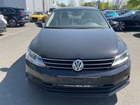 Używany VW Jetta 125 KM (91 kW) 2015 Czarny Sedan/Limuzyna
