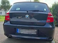 Gebraucht BMW 116 122 PS (89 kW) 2010 Schwarz Kleinwagen