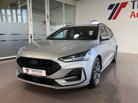 Gebraucht Ford Focus ST-Line X 155 PS (114 kW) 2024 Moondust silver metallic Kombi