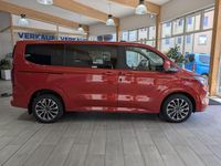 Neu Ford Tourneo Titanium 150 PS (110 kW) 2025 Rot Van / Kleinbus