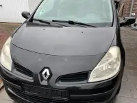 Gebraucht Renault Clio Expression 89 PS (65 kW) 2005 Schwarz Kleinwagen