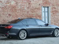 Gebraucht BMW 750L Sport Line 449 PS (330 kW) 2018 Grau Limousine
