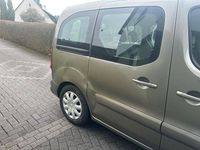 Gebraucht Peugeot Partner Tepee Active 92 PS (67 kW) 2013 Braun Van / Kleinbus