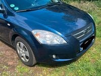 Gebraucht Kia Ceed 126 PS (92 kW) 2009 Blau Kleinwagen
