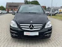 Gebraucht Mercedes B200 Sport 136 PS (100 kW) 2009 Schwarz Van / Kleinbus