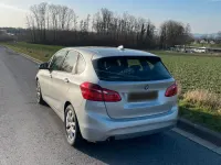 Gebraucht BMW 218 136 PS (100 kW) 2014 Silber Van / Kleinbus