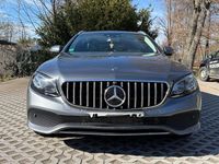 Gebraucht Mercedes E220 194 PS (142 kW) 2018 Grau Kombi