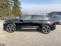Gebraucht Audi e-tron Ambiente 369 kW (503 PS) 2022 Brillantschwarz SUV