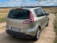 Gebraucht Renault Scénic III Dynamique 110 PS (80 kW) 2011 Beige Van / Kleinbus