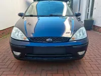 Gebraucht Ford Focus Ghia 115 PS (84 kW) 2001 Blau Kleinwagen