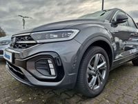 Second-hand VW T-Roc R-line 110 CP (80 kW) 2023 Gri SUV