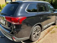 Używany Mitsubishi Outlander Top 150 KM (110 kW) 2016 Czarny SUV