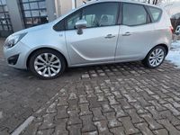 Gebraucht Opel Meriva 99 PS (72 kW) 2011 Silber Van / Kleinbus