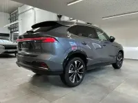 Neu MG HS Luxury 224 PS (164 kW) 2026 Grau SUV