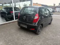 Gebraucht Hyundai i10 Classic 69 PS (50 kW) 2011 Schwarz Kleinwagen