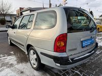 Gebraucht Renault Mégane GrandTour Expression 107 PS (78 kW) 2002 Silber Kombi