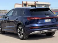 Używany Audi e-tron Ambiente 300 kW (408 KM) 2020 Niebieski SUV