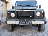 Gebraucht Land Rover Defender 122 PS (89 kW) 2015 Grün Kombi