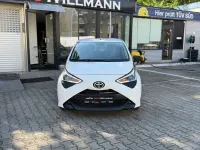 Gebraucht Toyota Aygo X-play 72 PS (52 kW) 2019 Weiß Kleinwagen