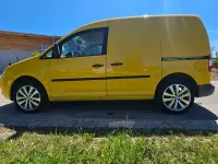 Occasion VW Caddy 75 ch (55 kW) 2010 Jaune Monospace