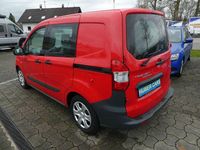 Gebraucht Ford Transit 101 PS (74 kW) 2018 Rot Kombi