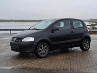 Second-hand VW Fox 70 CP (51 kW) 2005 Negru Hatchback