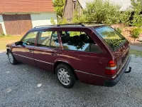 Gebraucht Mercedes 230 132 PS (97 kW) 1990 Rot Kombi