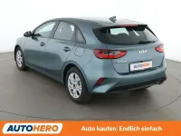 Usado Kia Ceed Edition 7 101 CV (74 kW) 2023 Gris Utilitario