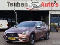 Gebraucht Infiniti Q30 Premium 156 PS (114 kW) 2016 Braun Limousine
