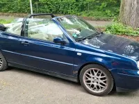 Gebraucht VW Golf 115 PS (84 kW) 2001 Blau Cabrio