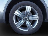 Gebraucht VW Tiguan Allspace Elegance 200 PS (147 kW) 2022 Grau SUV