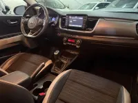 Gebraucht Kia Stonic Spirit 120 PS (88 kW) 2018 Rot SUV