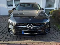 Gebraucht Mercedes A200 AMG line 163 PS (119 kW) 2019 Schwarz Limousine