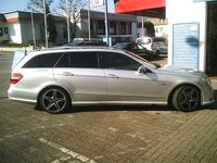 Gebraucht Mercedes E350 265 PS (194 kW) 2011 Iridiumsilber  metalliclack Kombi