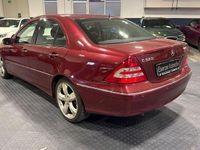 Gebraucht Mercedes C320 Elegance 218 PS (160 kW) 2005 Rot Limousine