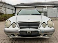 Gebraucht Mercedes E240 170 PS (125 kW) 2000 Silber Kombi