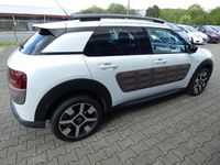 Used Citroën C4 110 HP (80 kW) 2016 White SUV