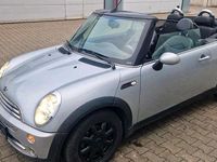 Second-hand Mini Cooper Cabriolet 116 CP (85 kW) 2006 Argintiu Cabrio