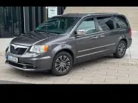Usata Lancia Voyager Platinum 177 CV (130 kW) 2015 Grigio Monovolume