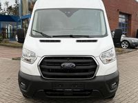 Gebraucht Ford Transit Trend 131 PS (96 kW) 2022 Frostweiß Van / Kleinbus